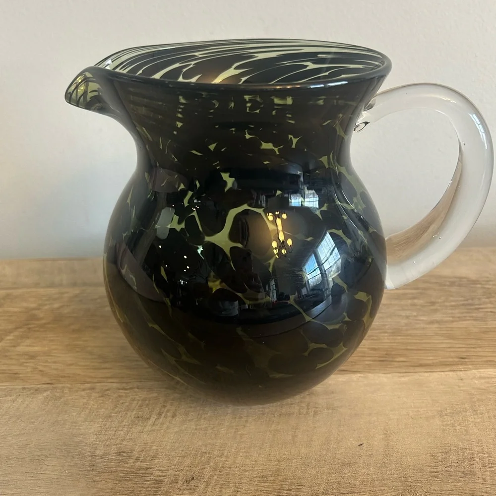Mid Mod Green Black Speckled Glass Cocktail Pitcher Pier‎ 1 32 OZ Water Pitcher